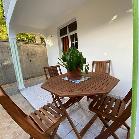 Fefe Apartment Vieux-Habitants Ngoại thất bức ảnh